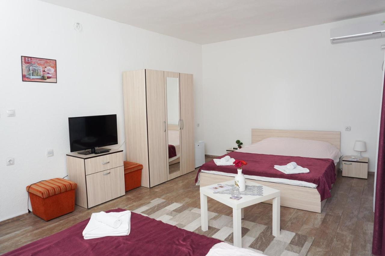 Bed & Breakfast Delikates Stojakovo Extérieur photo
